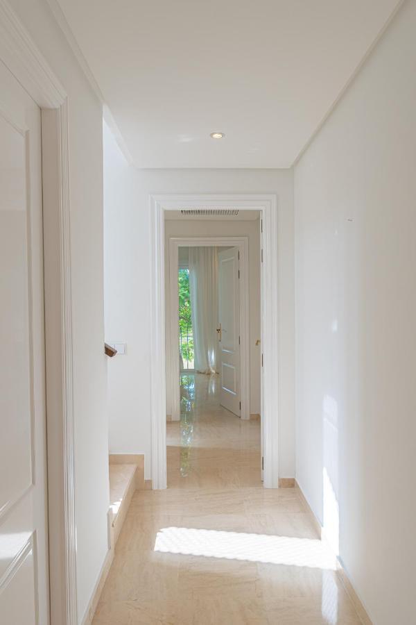 דירות מארבלה Luxurious Penthouse In Ventura Del Mar Puerto Banus מראה חיצוני תמונה