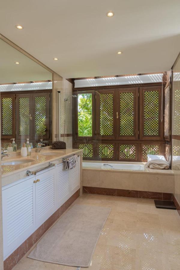 דירות מארבלה Luxurious Penthouse In Ventura Del Mar Puerto Banus מראה חיצוני תמונה