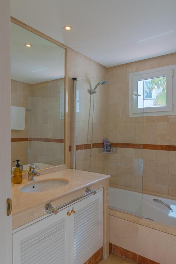 דירות מארבלה Luxurious Penthouse In Ventura Del Mar Puerto Banus מראה חיצוני תמונה